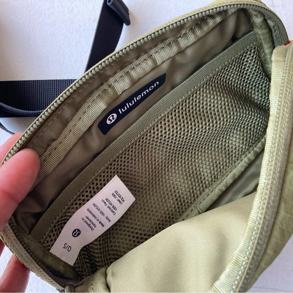 lululemon athletica Men's Belt Bag in Olive - Picture 5 of 5